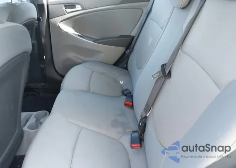 2015 Hyundai Accent Sport z USA, uszkodzony, nr VIN KMHCU5AE7FU200542